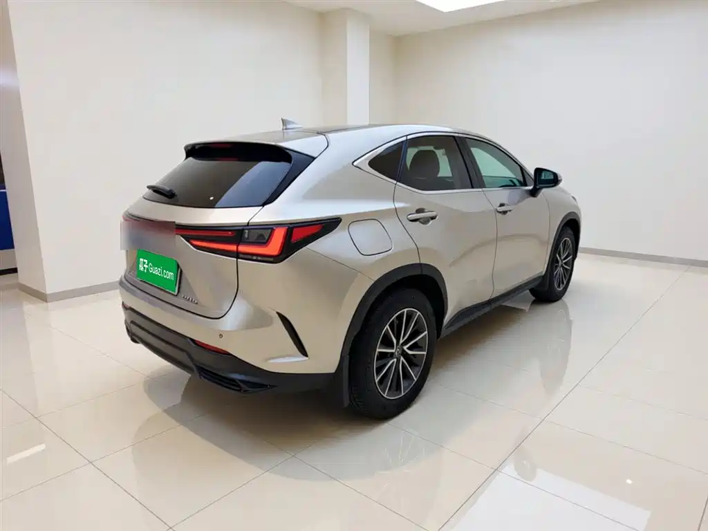 Lexus NX NEV 雷克萨斯NX新能源 2023款 400 h+ 畅悦版