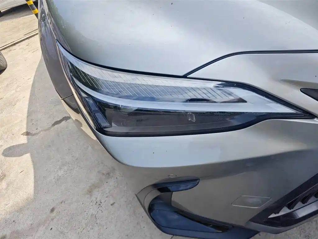 Lexus NX NEV 雷克萨斯NX新能源 2023款 400 h+ 畅悦版
