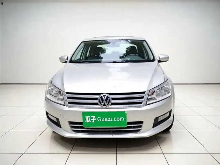 Volkswagen Santana 1.6 L Auto Comfort