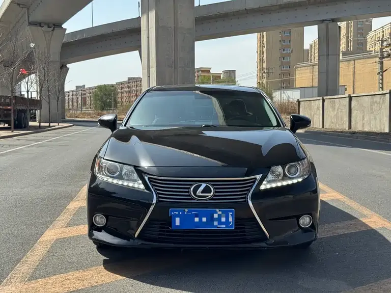 Lexus ES 250 Elite