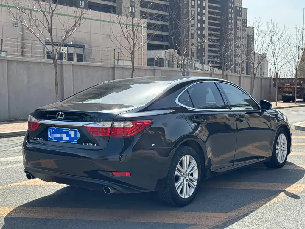 Lexus ES 250 Elite