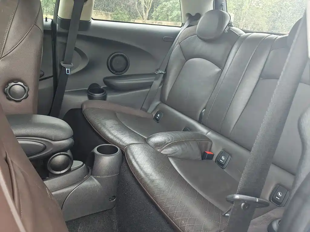 MINI 1.5 T COOPER Pioneer