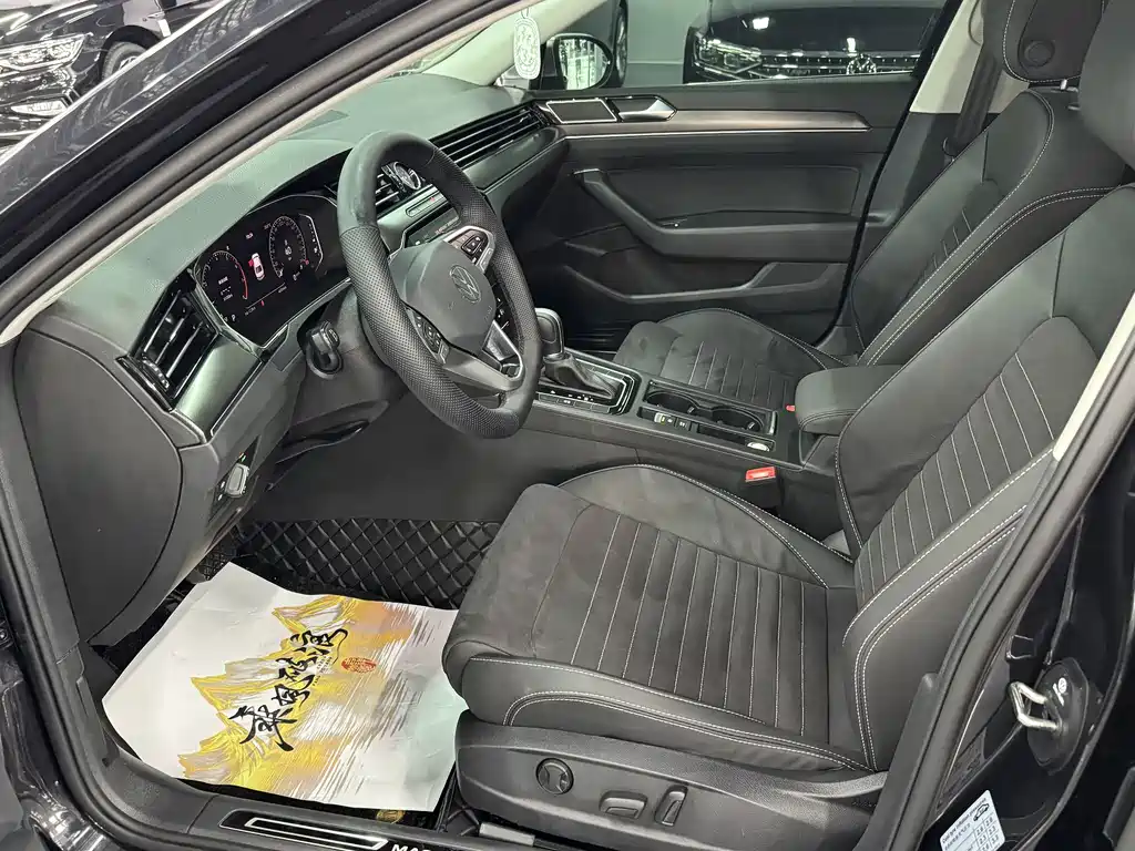 Magotan 330 TSI DSG Luxury