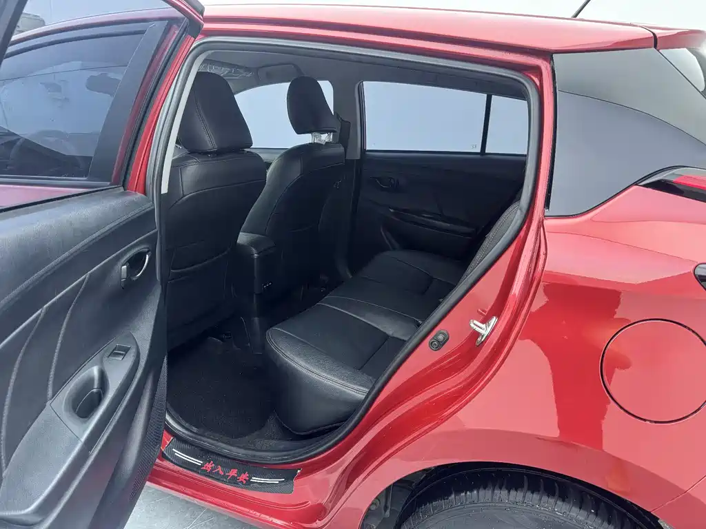 Vios FS 1.5 L CVT Sharp Speed
