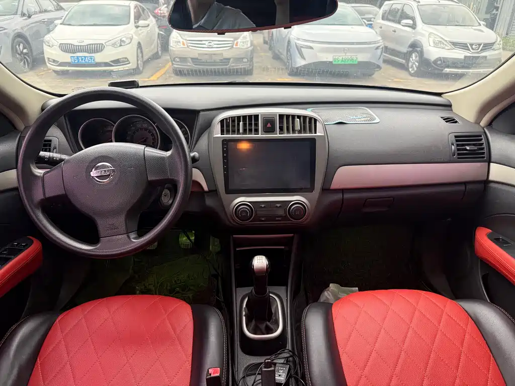 Sylphy Classic 1.6 XE Manual Comfort