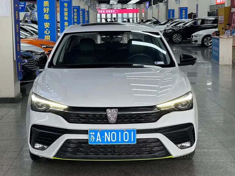 Roewe i5 1.5 L CVT Diamond