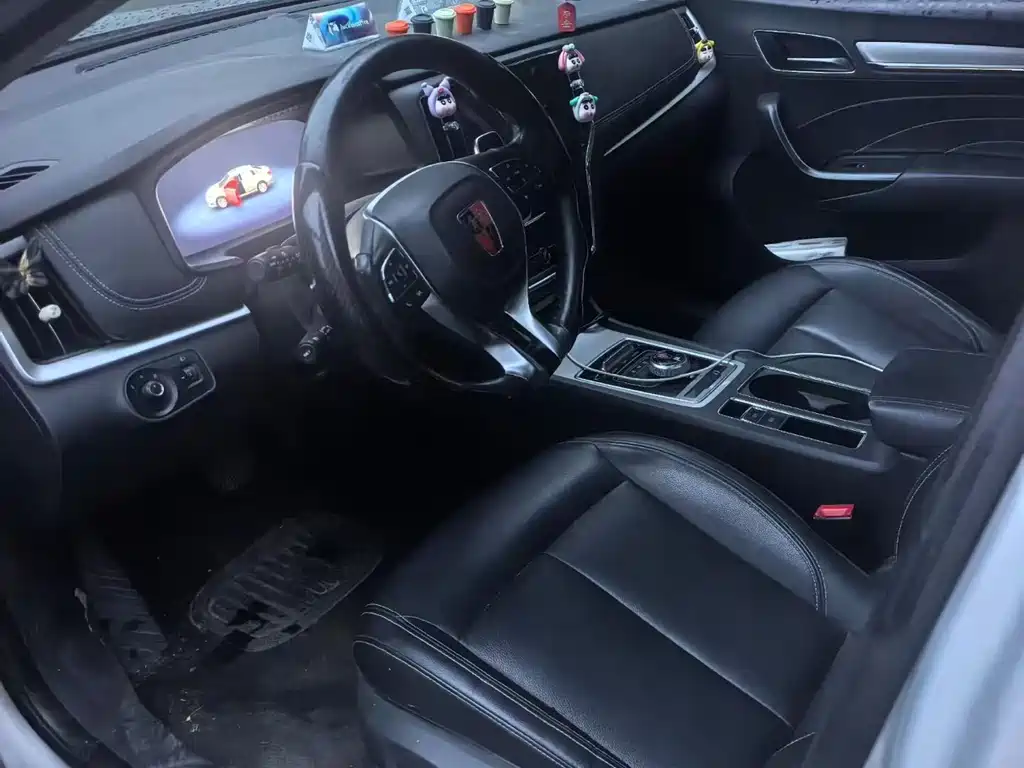 Roewe i6 NEV 45 T Hybrid Connected Smart Enjoyment