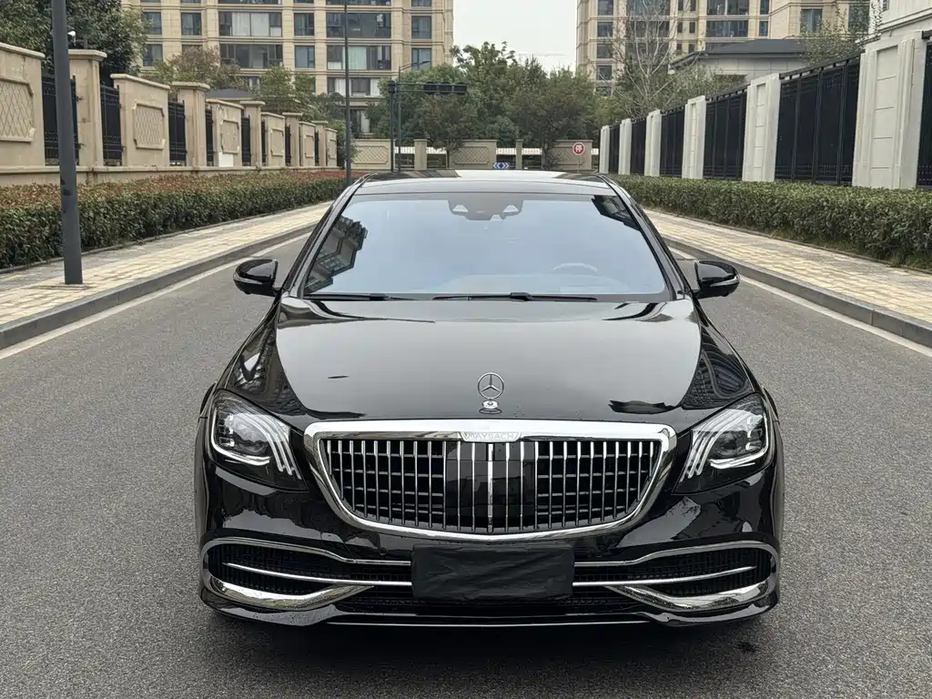 Maybach S-Class S 400 4 MATIC