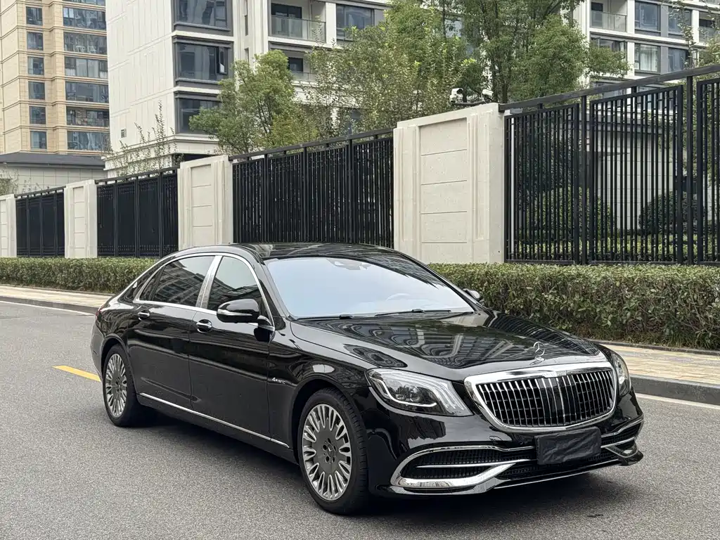 Maybach S-Class S 400 4 MATIC
