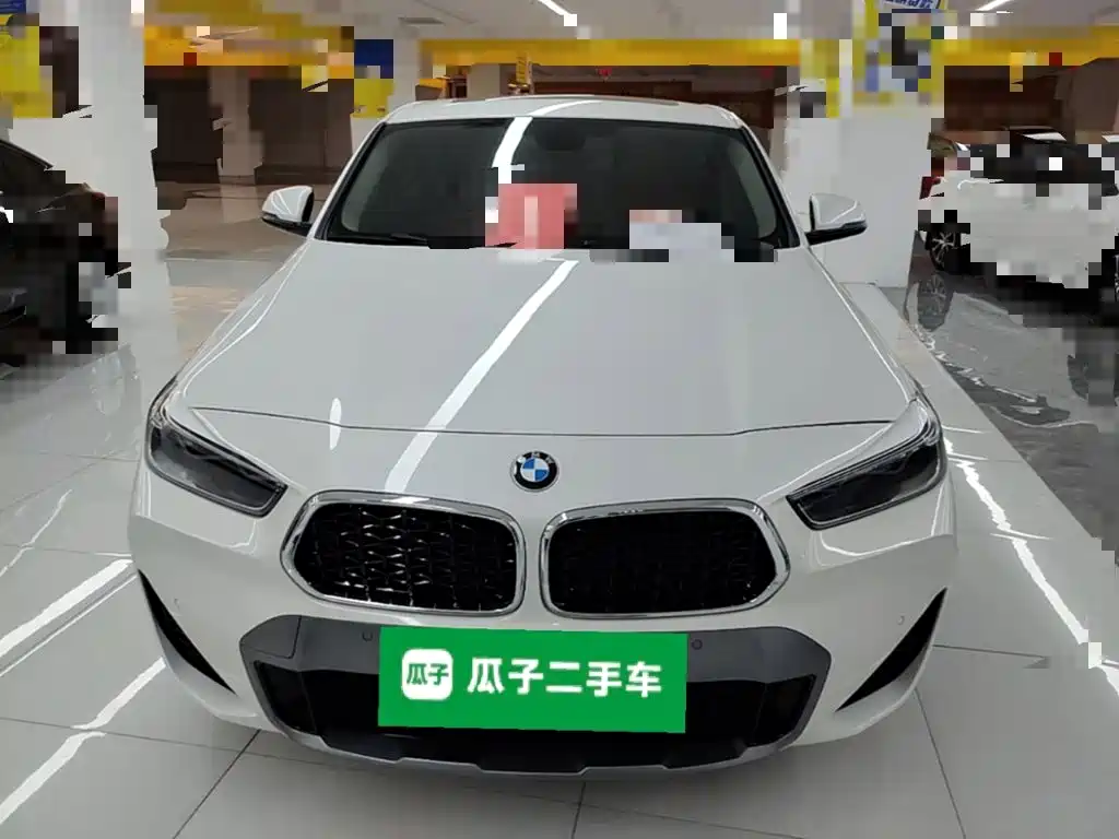 BMW X2 sDrive25 i M Offroad Package