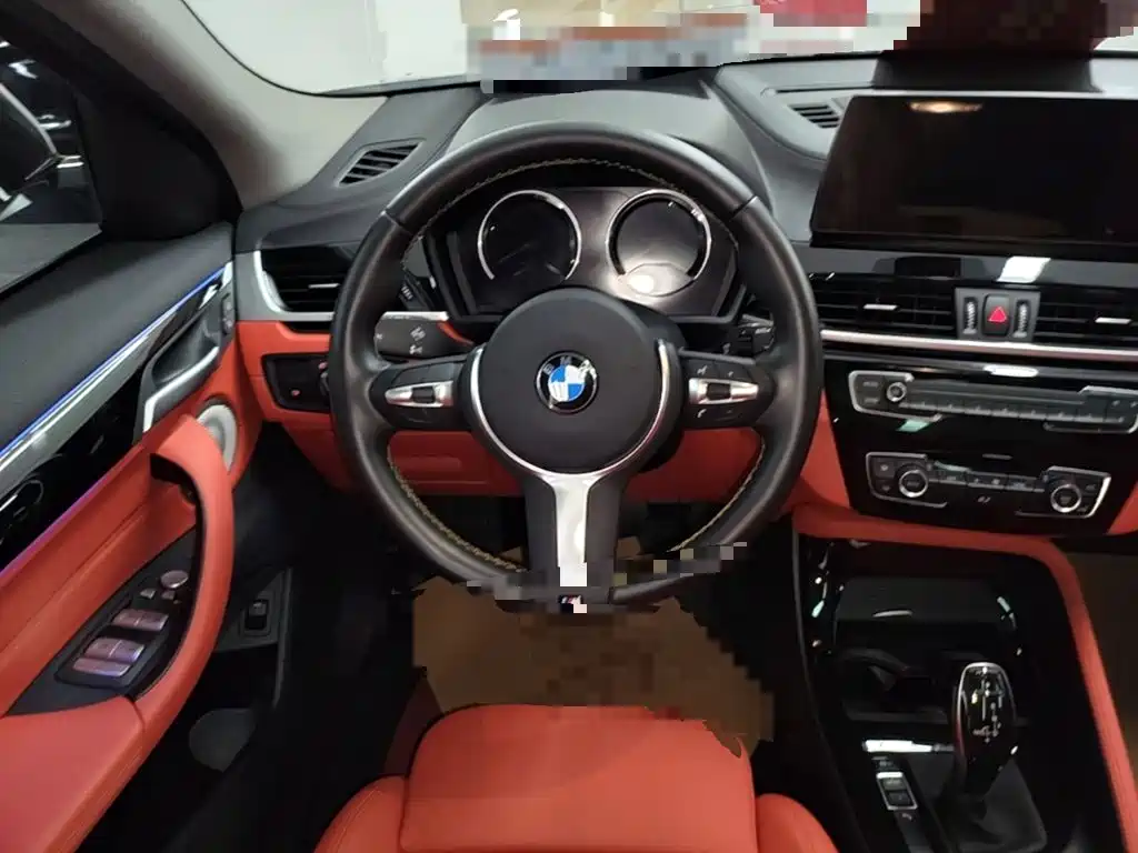 BMW X2 sDrive25 i M Offroad Package