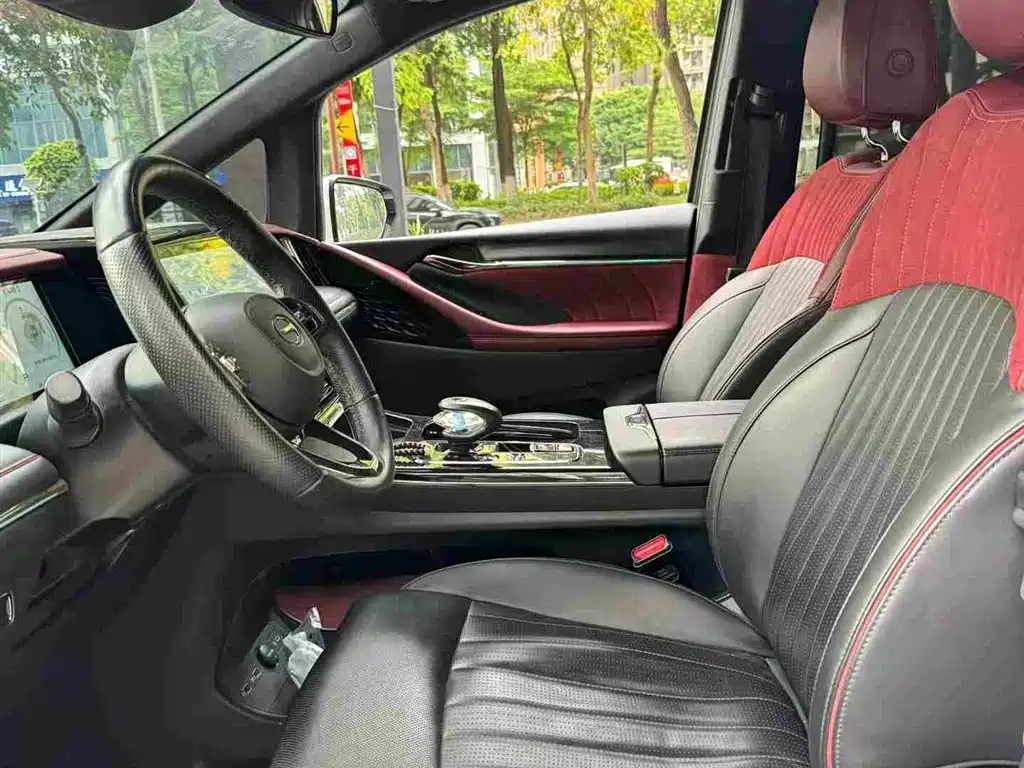 GAC Trumpchi M8 Grandmaster Series 400 T Flagship