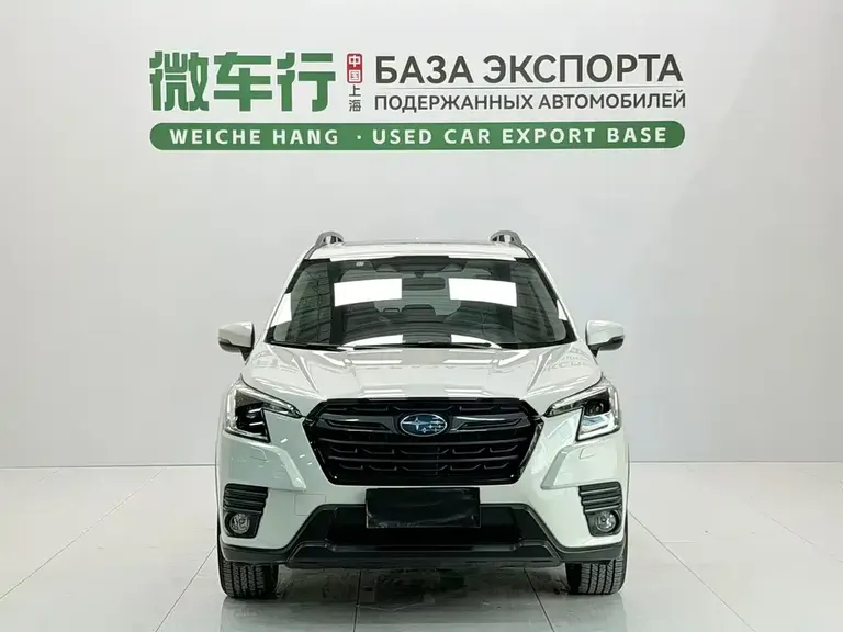 Subaru Forester 2.0 i AWD Luxury EyeSight