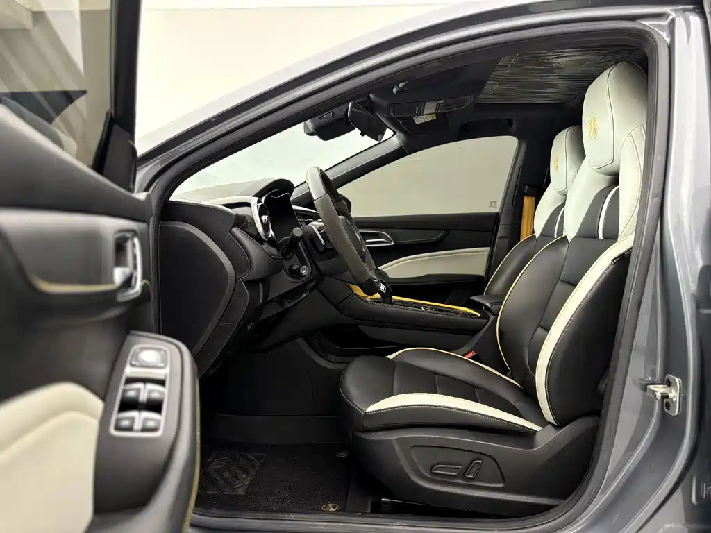MG6 Pro 1.5 T Auto Trophy Flagship