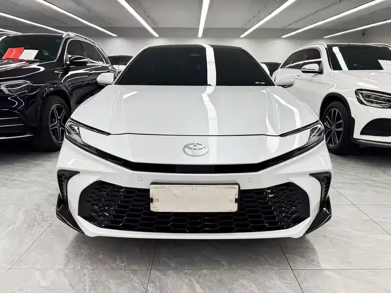Toyota Camry 2.0 S Sport