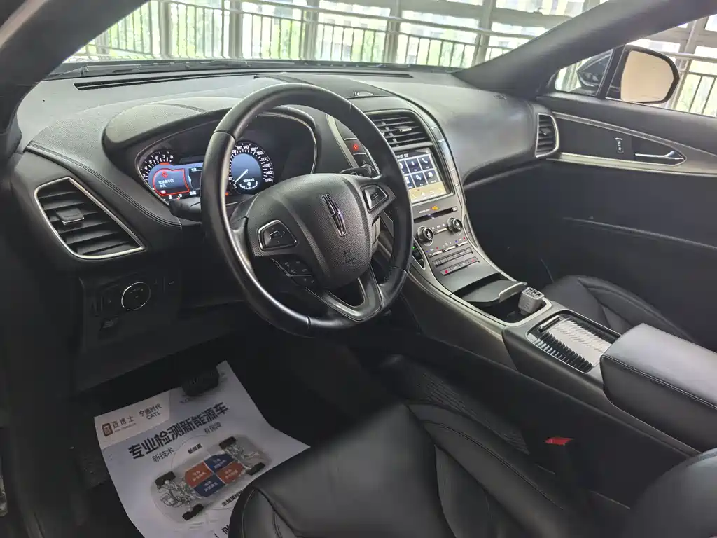 Lincoln MKX 2.0 T 2 WD Premium
