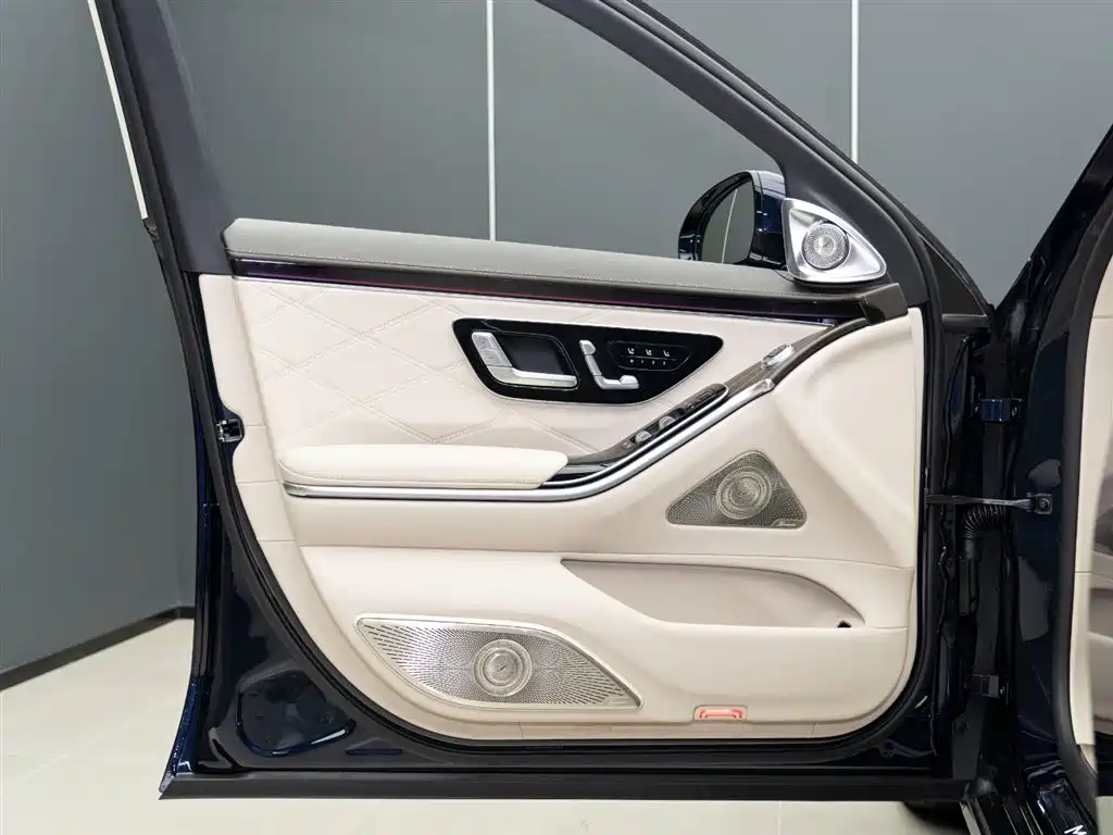 Maybach S-Class S 680 4 MATIC