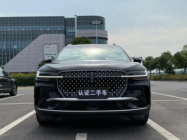 Lincoln Nautilus 2.0 T 4 WD Comfort Supreme