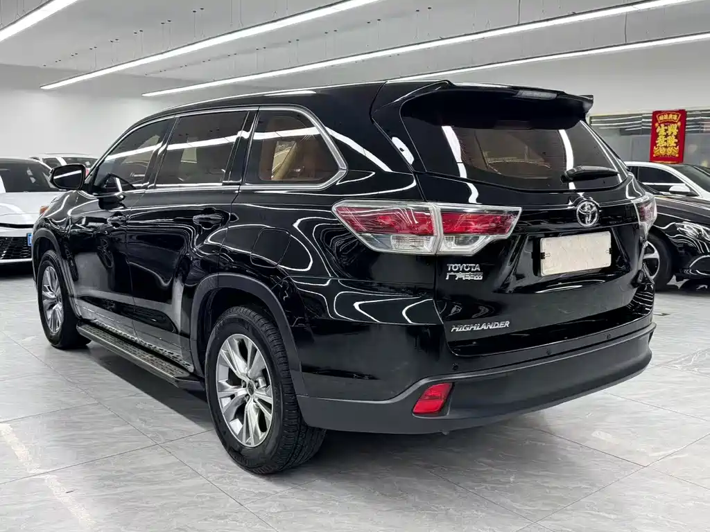 Highlander 2.0 T 2 WD Elite 7-seat