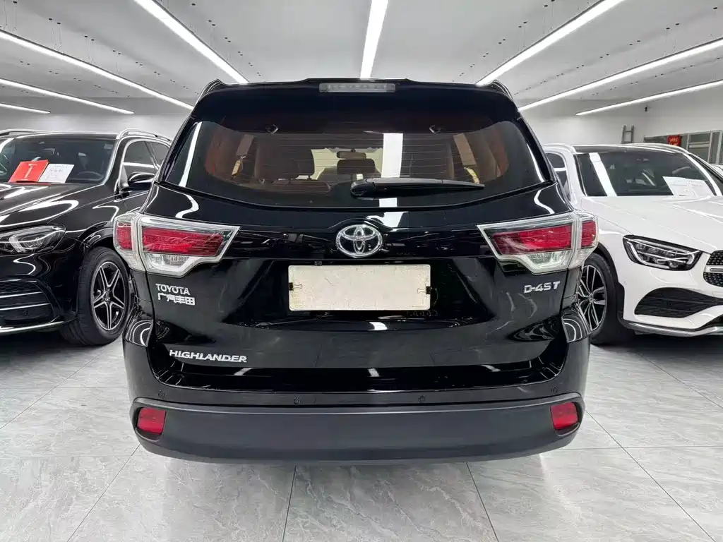 Highlander 2.0 T 2 WD Elite 7-seat