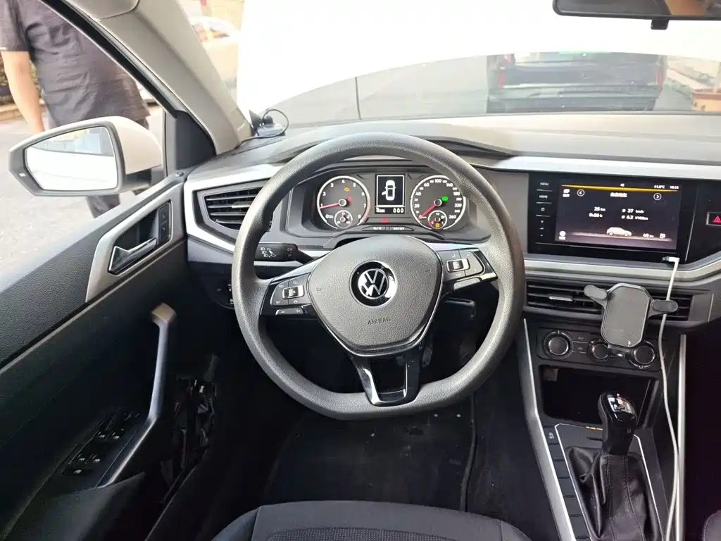 Polo Plus 1.5 L Auto Panoramic Pleasure