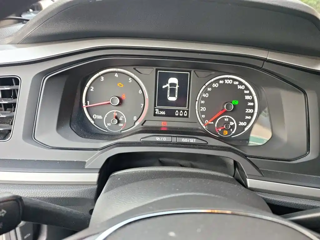 Polo Plus 1.5 L Auto Panoramic Pleasure