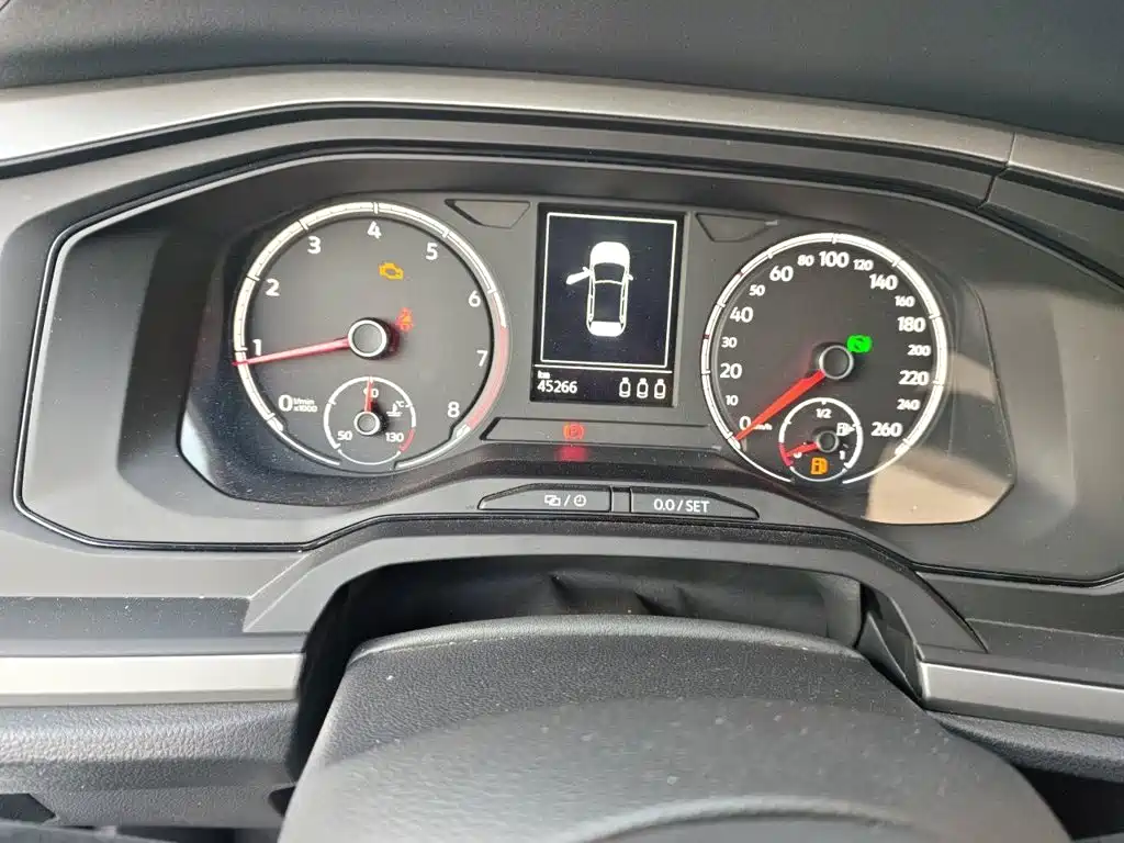 Polo Plus 1.5 L Auto Panoramic Pleasure