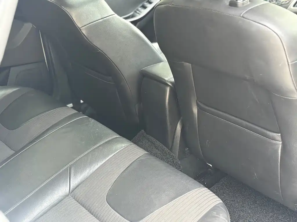 Focus Hatchback 1.6 L Auto Style