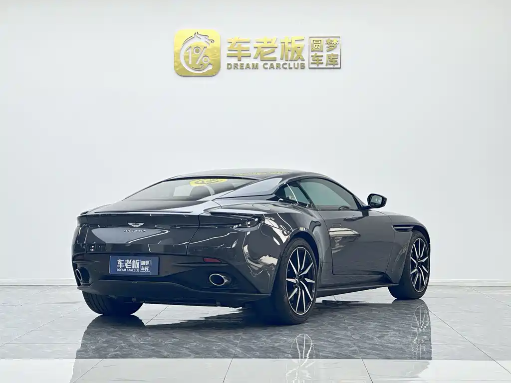 Aston Martin DB11 4.0 T V8 Coupe