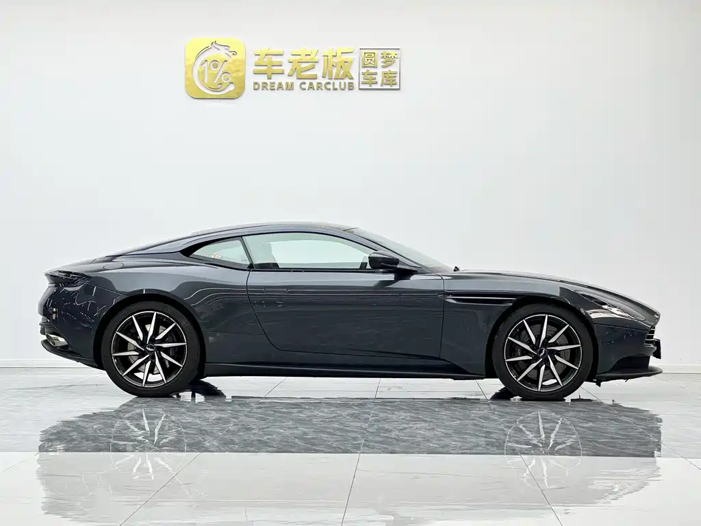Aston Martin DB11 4.0 T V8 Coupe