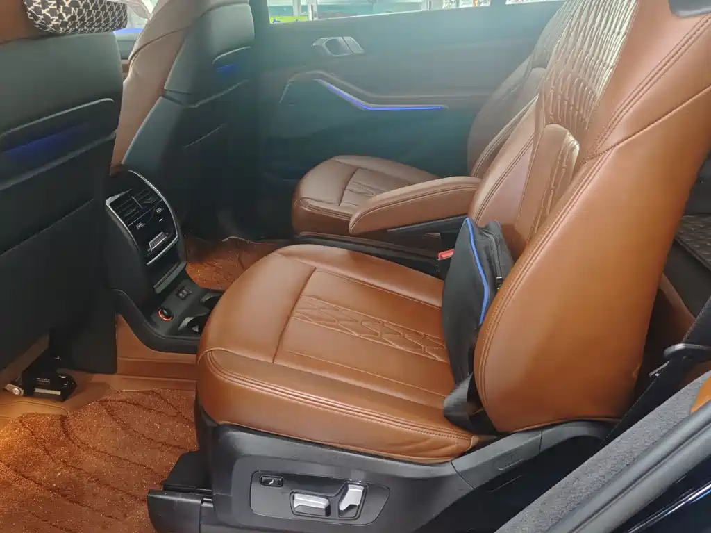 BMW X7 xDrive40 i Premium M Sport Package