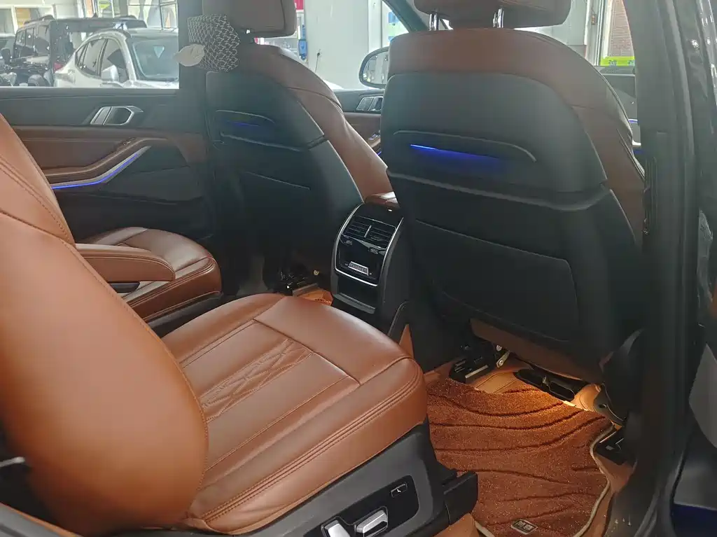 BMW X7 xDrive40 i Premium M Sport Package