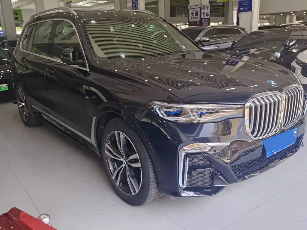 BMW X7 xDrive40 i Premium M Sport Package