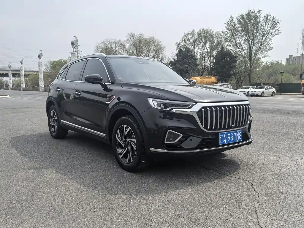 Hongqi HS5 2.0 T Connected Flagship Enjoyment