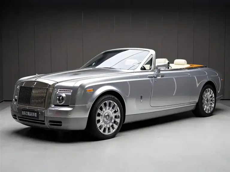 Rolls-Royce Phantom 6.7 L Softtop Convertible