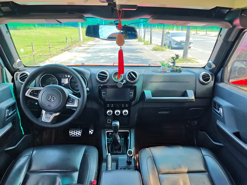BAIC BJ40 40 L 2.3 T Auto 4 WD Premium