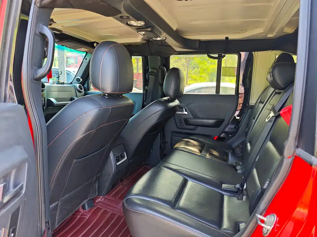 BAIC BJ40 40 L 2.3 T Auto 4 WD Premium