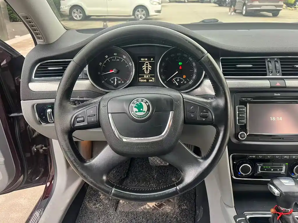 Superb 昊锐 2012款 2.0 TSI 自动典雅版