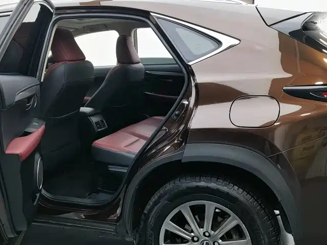 Lexus NX 200 AWD Sharp Style CN-VI