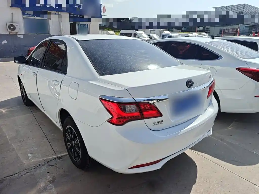 BYD F3 比亚迪F3 2020款 1.5 L 手动豪华版