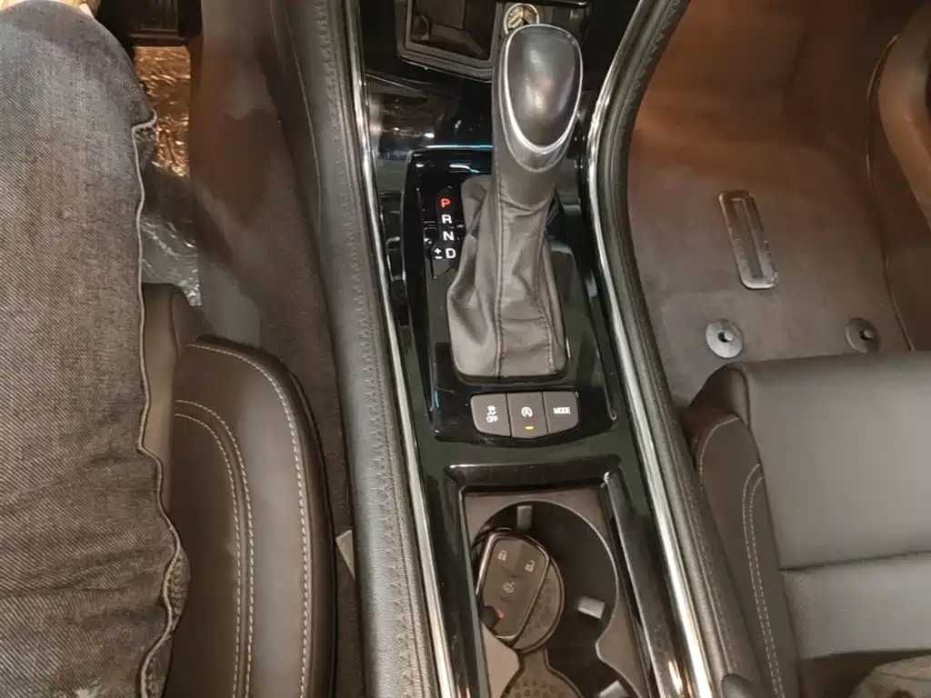 Cadillac ATS-L 28 T Fashion