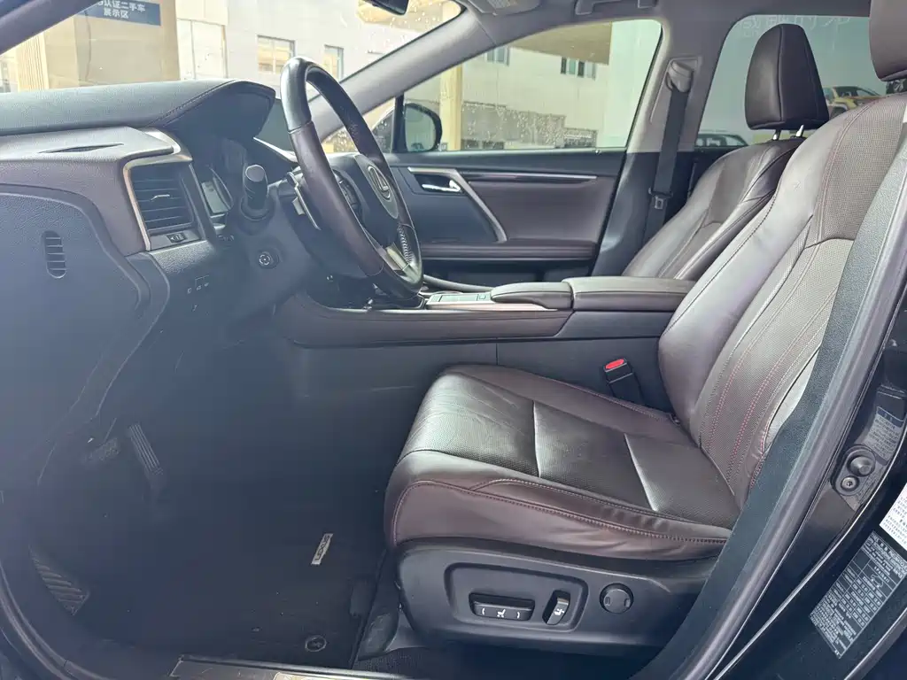 Lexus RX 300 4 WD Elegant CN-VI