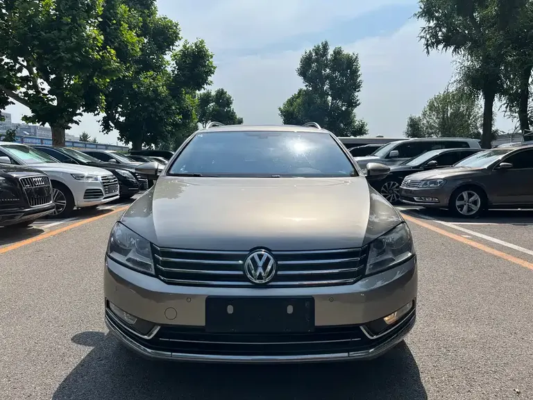 Volkswagen Magotan (Import) Wagon 2.0 TSI Comfort