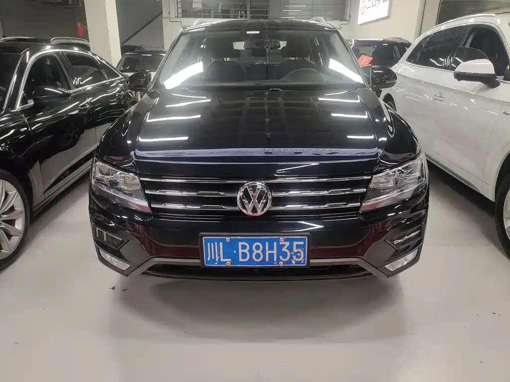 Tiguan L 330 TSI Auto 2 WD Panoramic Comfort CN-VI