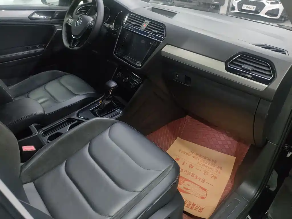 Tiguan L 330 TSI Auto 2 WD Panoramic Comfort CN-VI