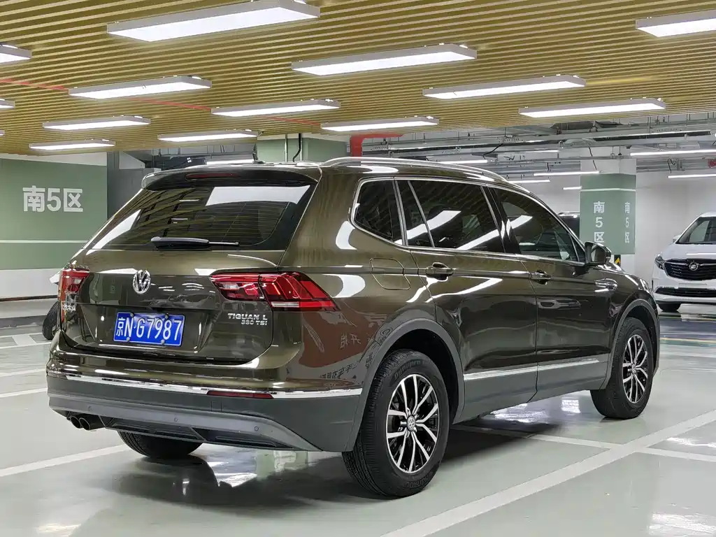 Tiguan L 330 TSI Auto 2 WD Luxury