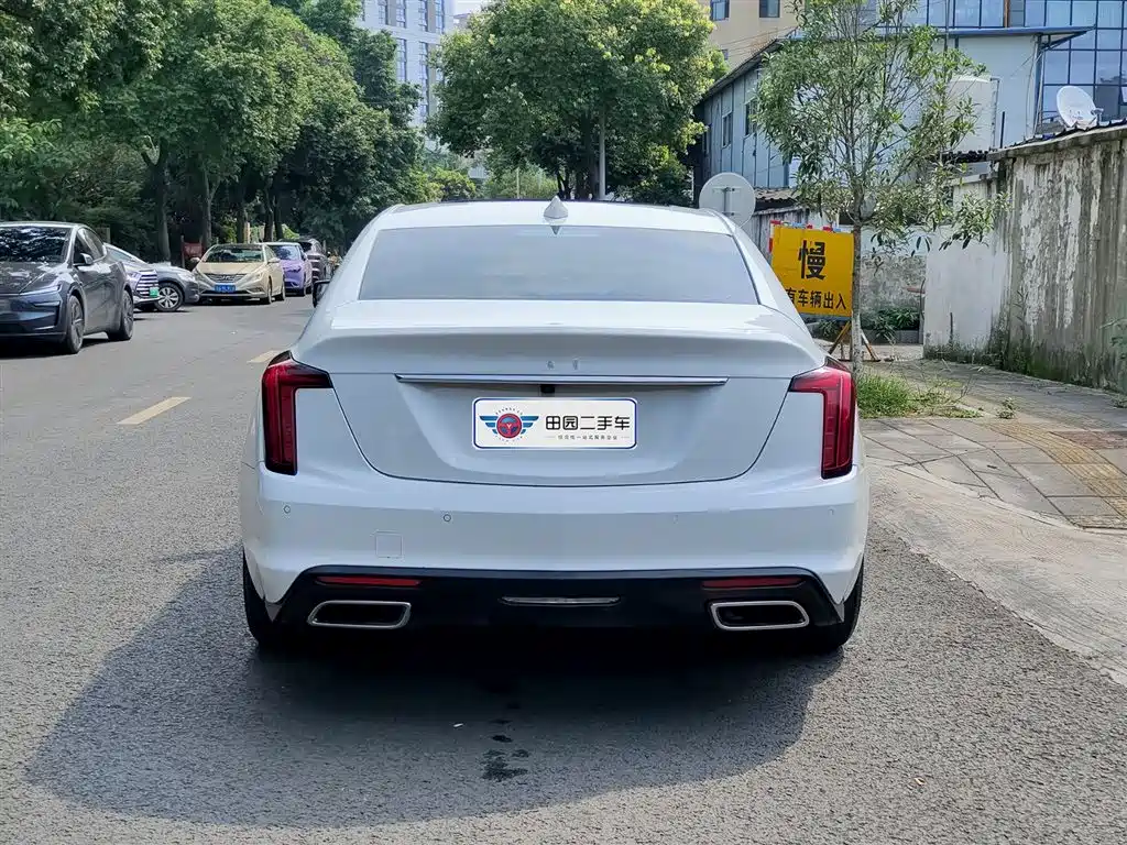 Cadillac CT5 28 T Luxury