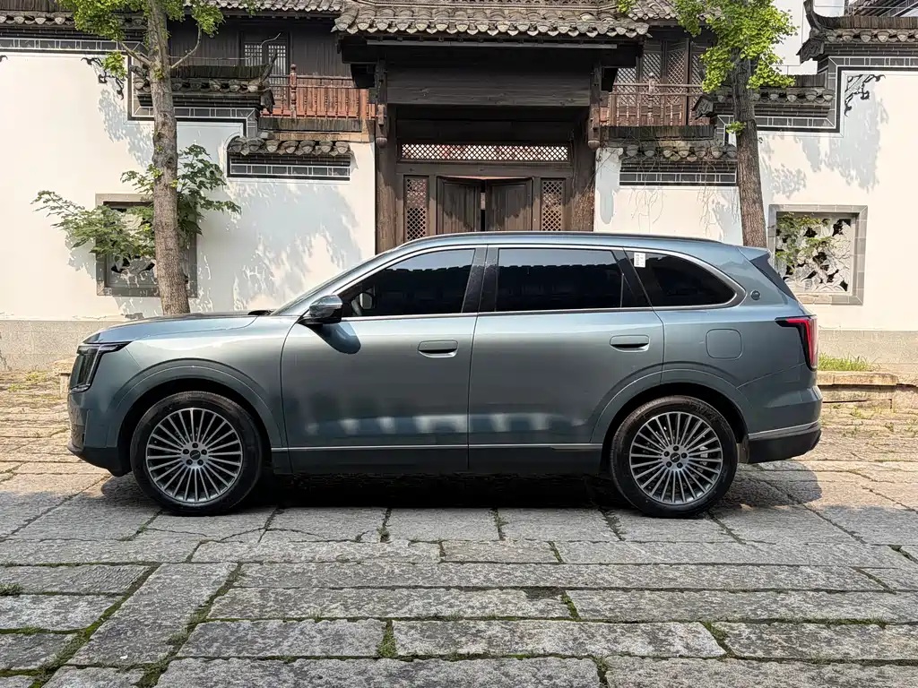 Jetour X70 L 2.0 TD Auto Flagship 7-seat