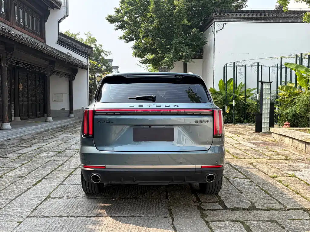 Jetour X70 L 2.0 TD Auto Flagship 7-seat