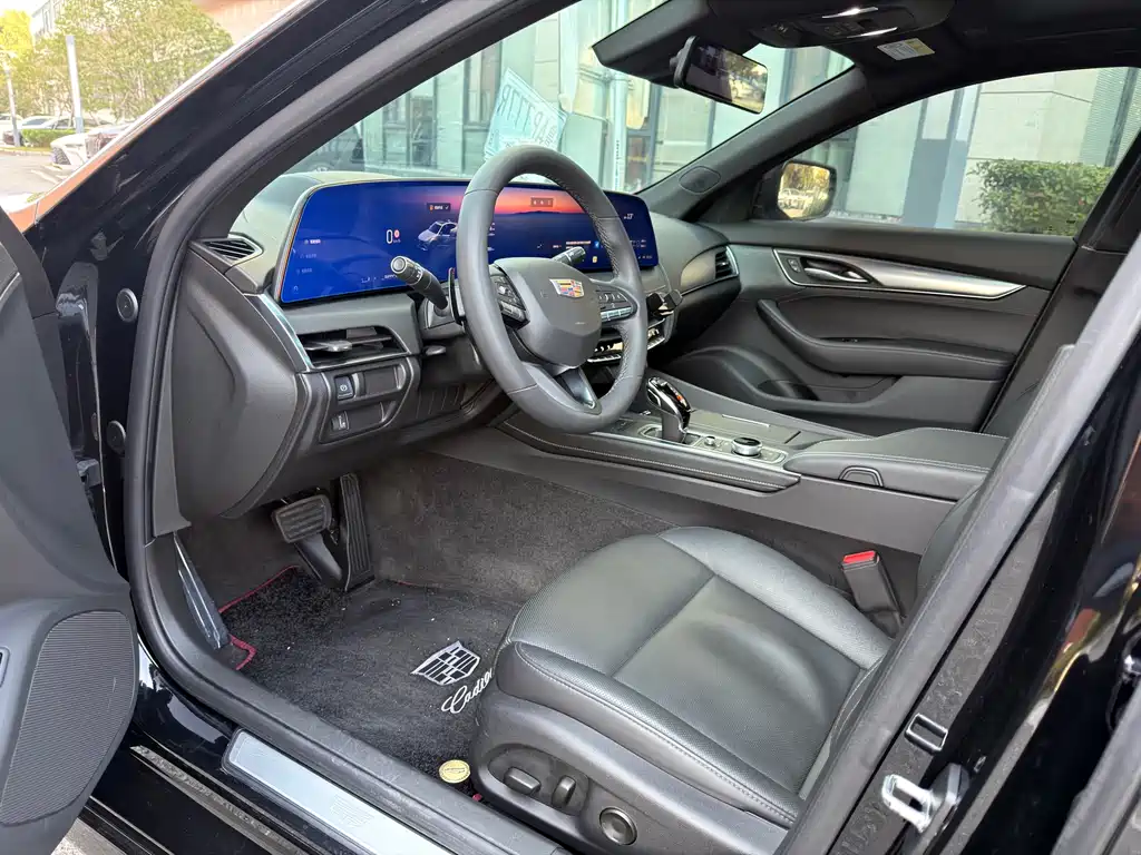 Cadillac CT5 28 T Luxury Pro